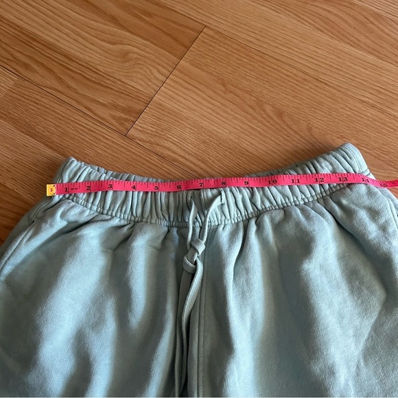 MNML Light Blue Comfort Everyday 5” Shorts Medium - Picture 5 of 8